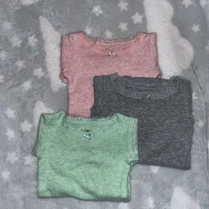 3 Newborn Longsleeve Onesie